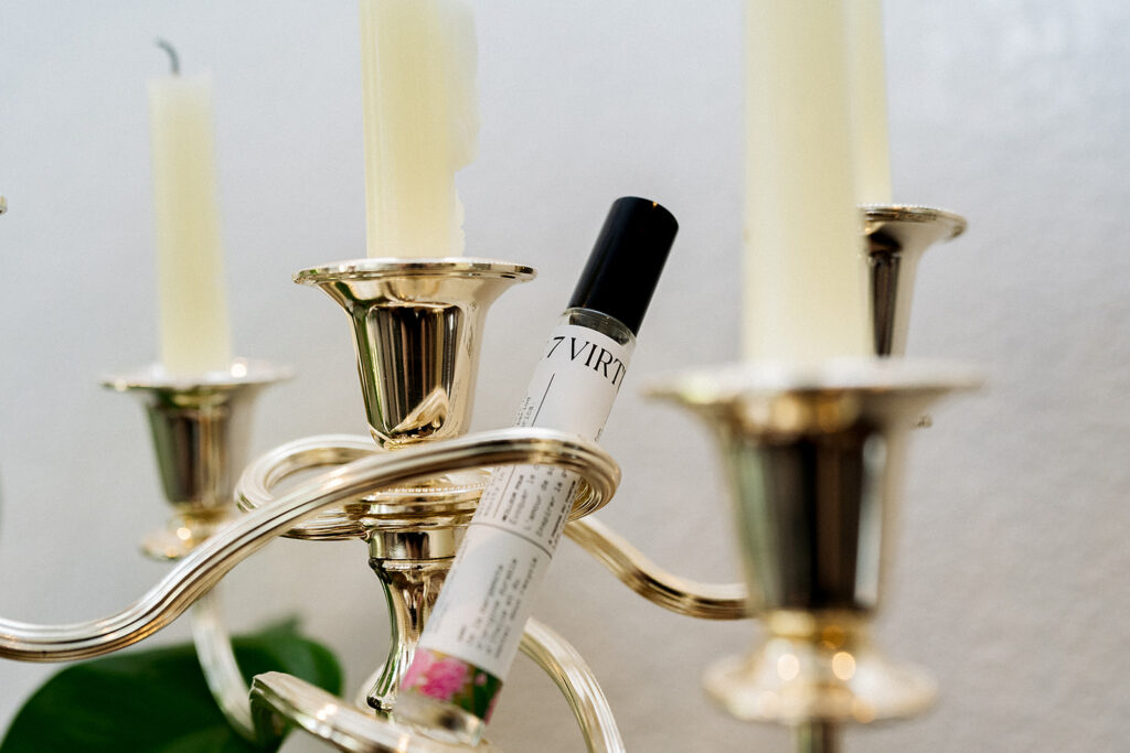 Brides perfume for her wedding day